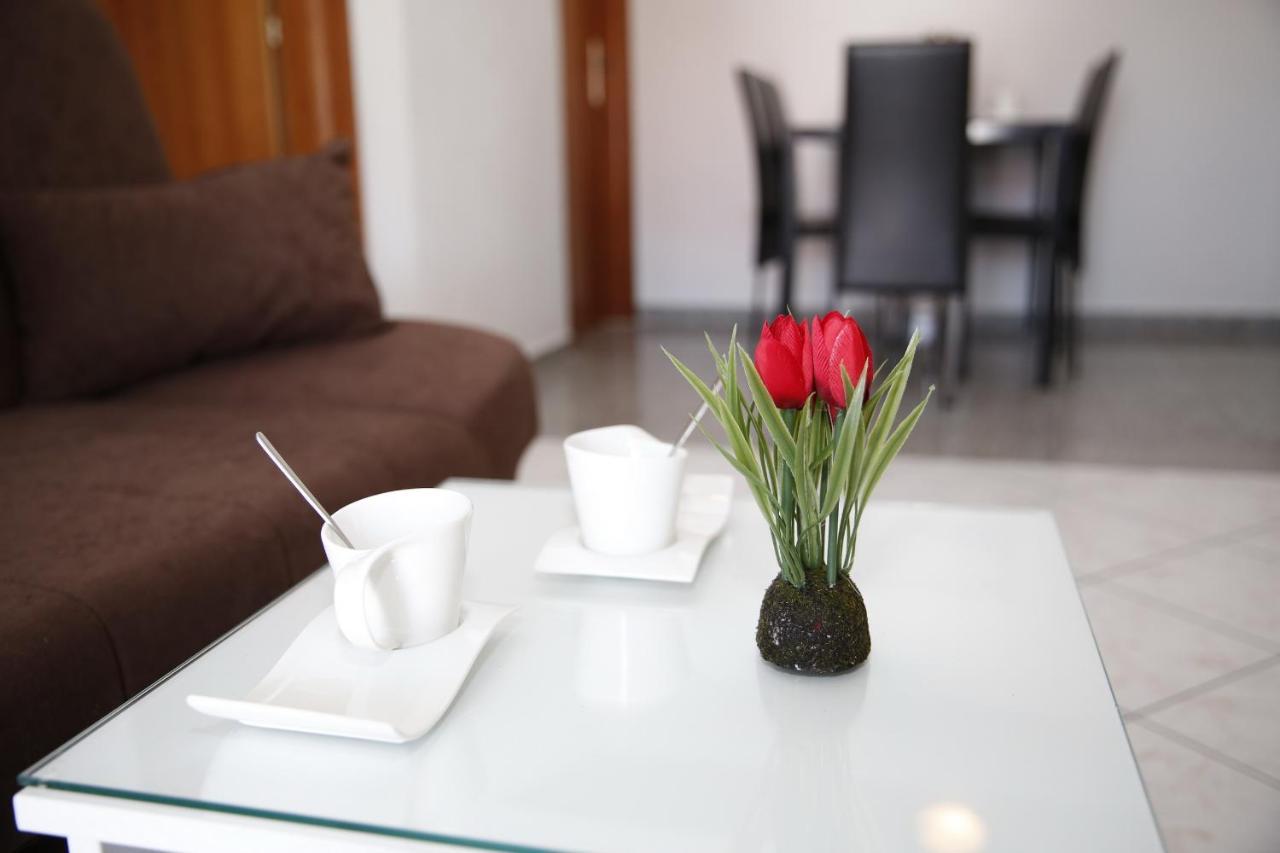 Apartments Lepur 沃迪切 外观 照片