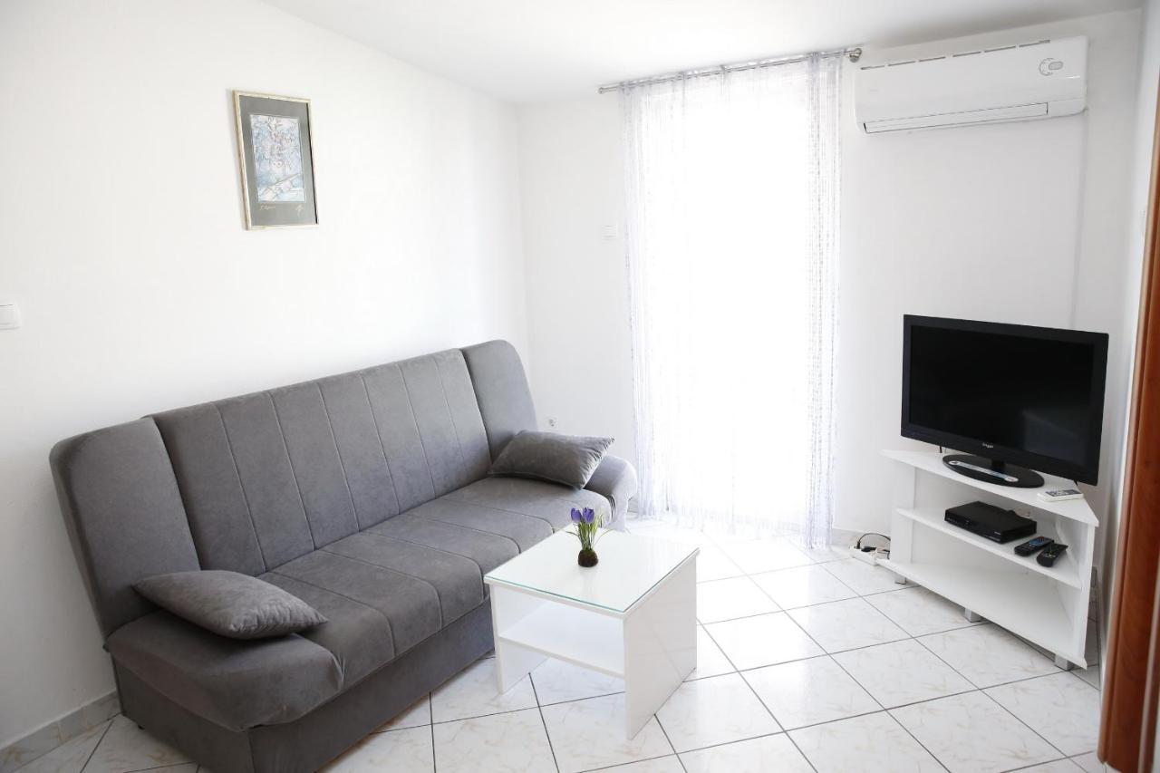 Apartments Lepur 沃迪切 外观 照片