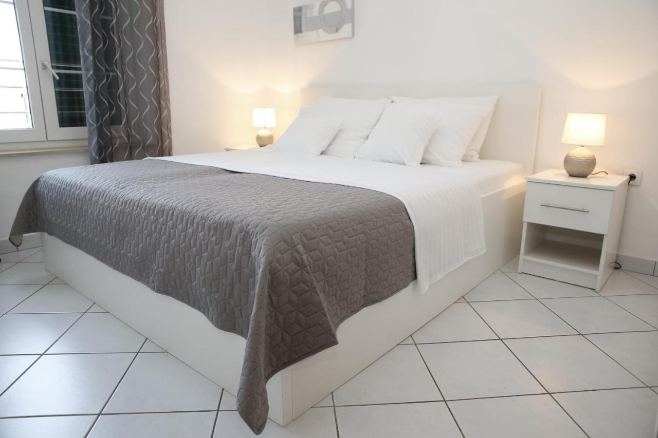 Apartments Lepur 沃迪切 外观 照片