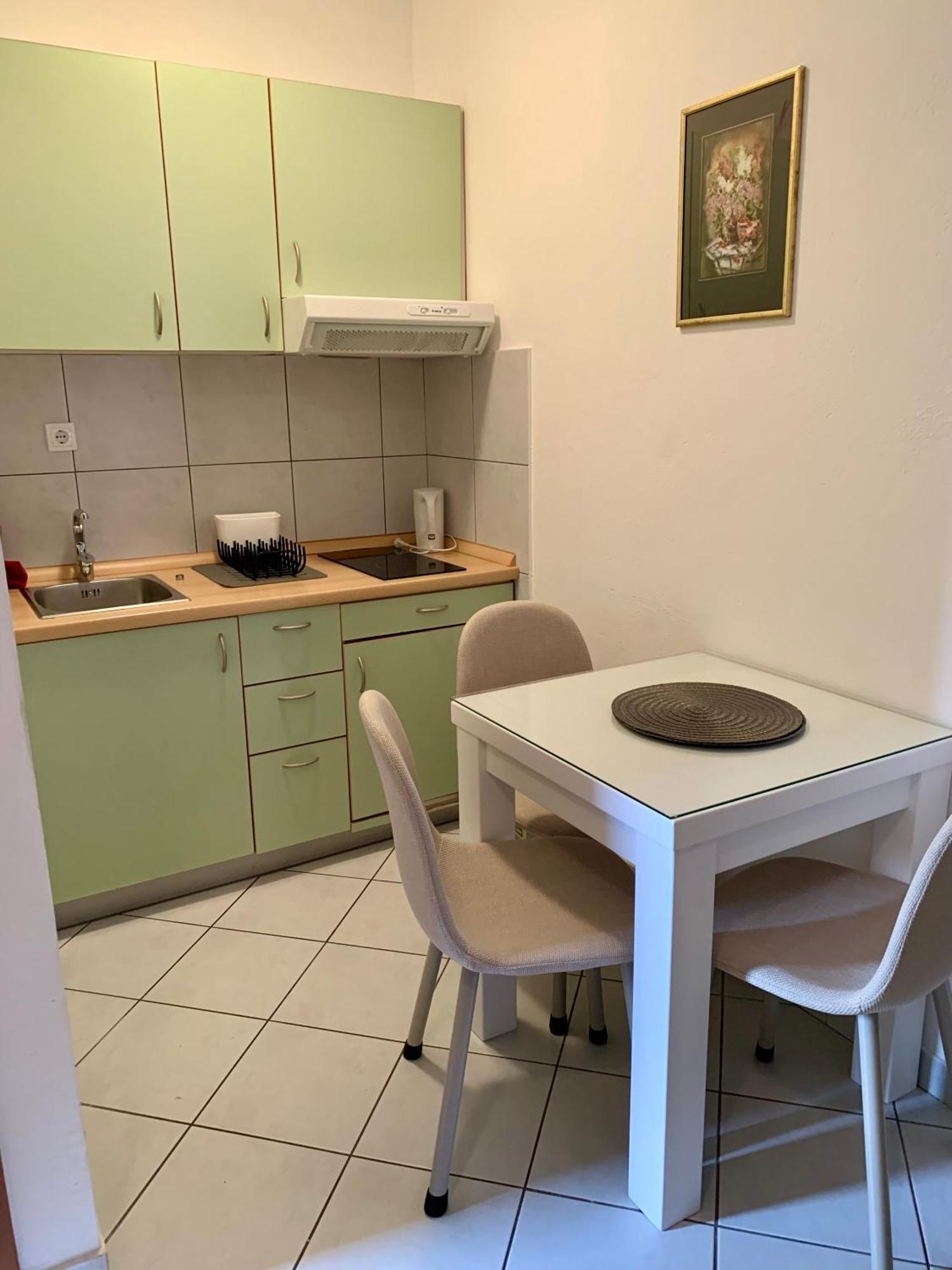 Apartments Lepur 沃迪切 外观 照片